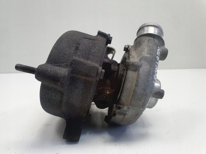 Seat Ibiza II 1.9 TDI ТУРБОКОМПРЕССОР турбо 028145702N, фото 4
