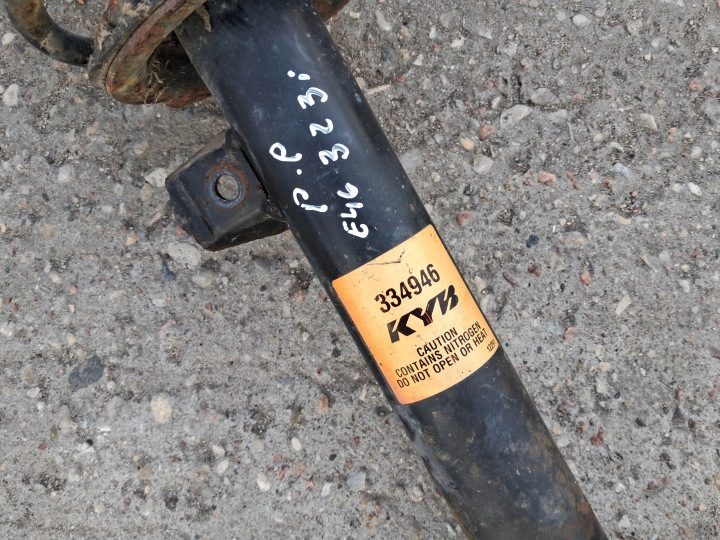 Амортизатор правый передний KYB 33946 пружина BMW E46 320i 323ci 328i M52 M54, фото 2