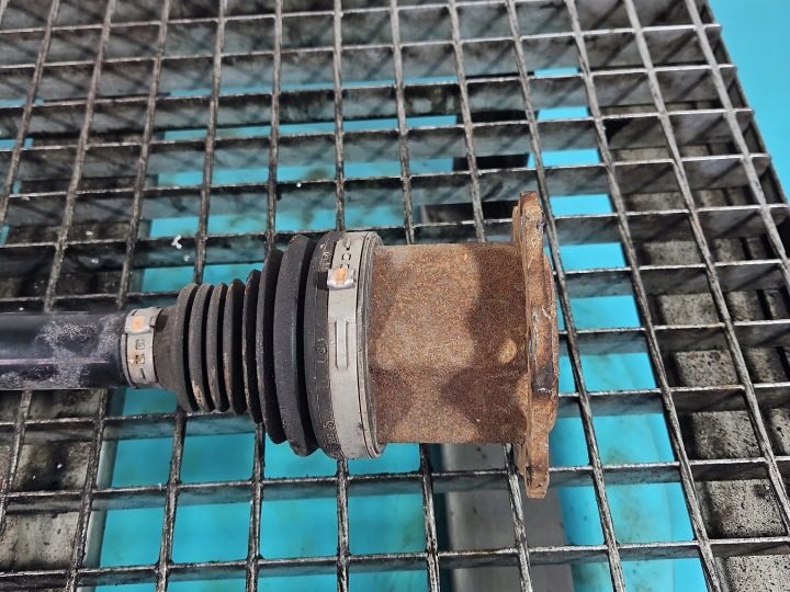 ПОЛУОСЬ ПЕРЕДНЯЯ ЛЕВАЯ AUDI A4 B8 1.8 TFSI МЕХАНИКА 11-15, фото 3