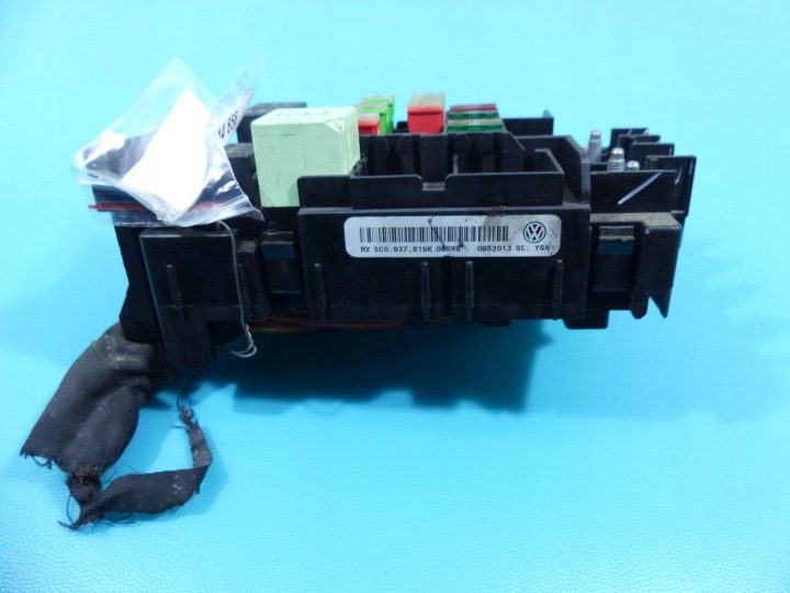 Блок предохранителей VW Jetta VI 5C0937819K, фото 3