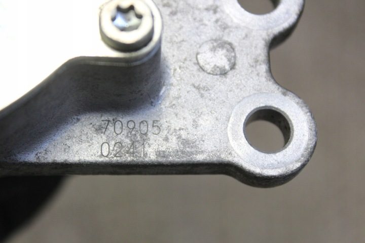 Toyota Auris II E18 15-18R 8NR 1.2 турбо насос вакуумный 70905 0241, фото 3