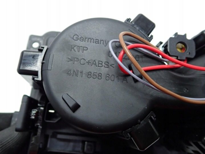 ПОДСТАКАННИК НАПИТКИ БАРДАЧОК ДЕКОР ЕВРОПА 4N1858601A AUDI A8 D5 4N 24 г., фото 5