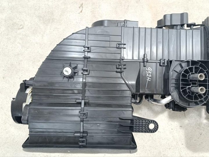 Корпус вентилятора 68408753AG Jeep Wagoneer/ Wagoneer L WS 2023, фото 2