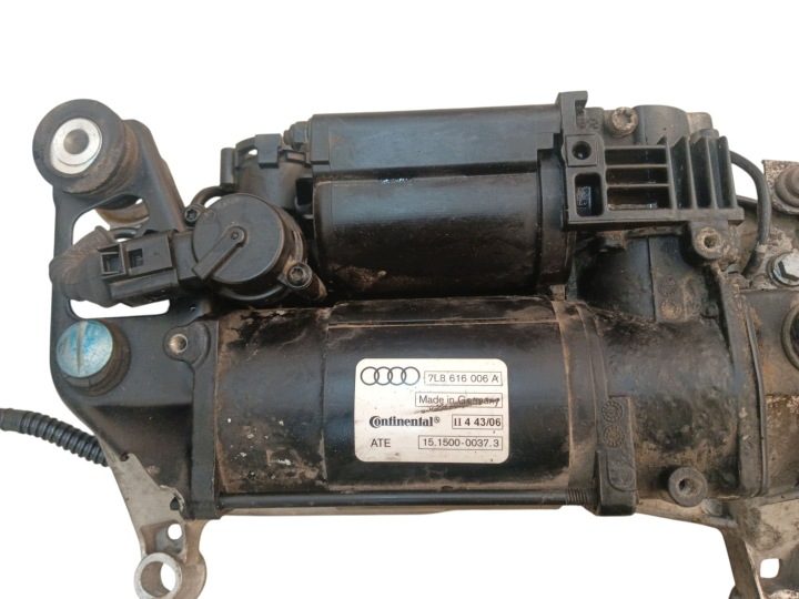 Компрессор пневмоподвески Audi Q7 4L Cayenne 9PA Touareg I 7L8616006A, фото 4