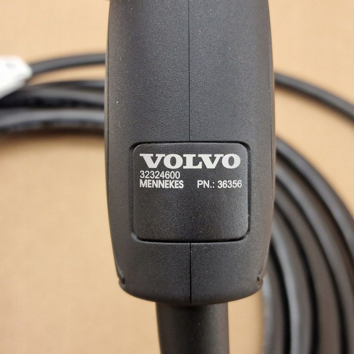 Зарядное устройство кабель зарядки Volvo S60 V60 S90 V90 XC40 XC60 XC90 EX30 EX90, фото 4