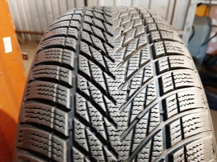 Шина зимняя Goodyear UltraGrip Performance 3 225/55R17 97 H сцепление на снегу (3PMSF), защита диска, фото 3