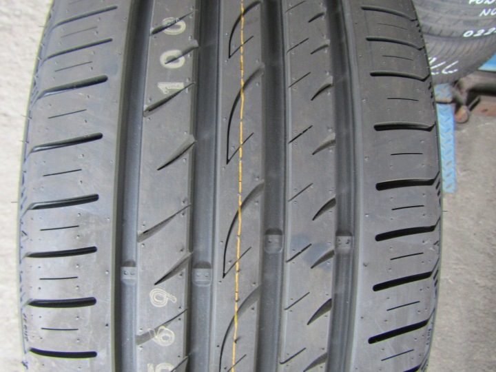 Шина летняя Nexen N'Fera SU4 235/40R19 96 Вт защита диска, фото 1