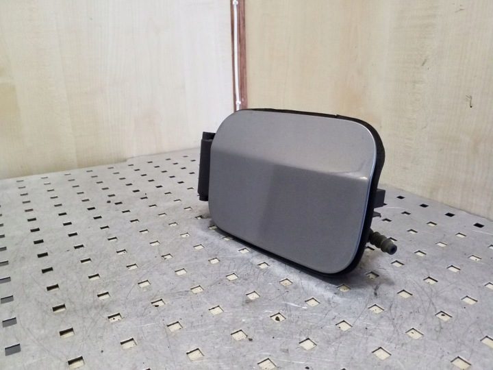 Лючок горловины бензобака BMW E60 E61 7183712, фото 1