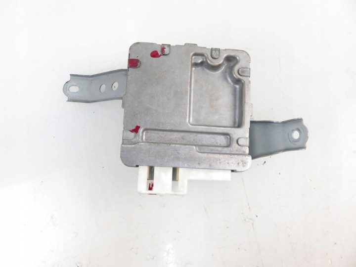 Блок управления ЭУР Toyota Yaris I 896500D030, фото 4