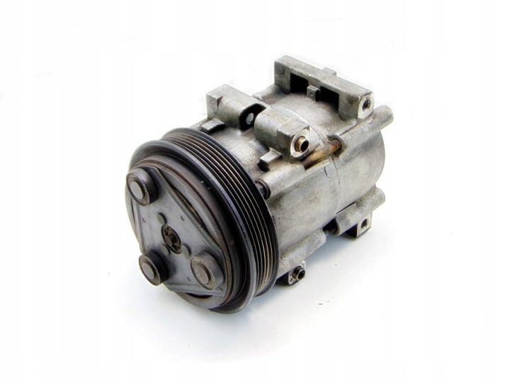 КОМПРЕССОР КОНДИЦИОНЕРА 1.3 8V FIESTA 95-02 KA ORION ESCORT, фото 2
