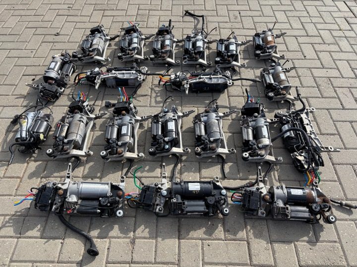 Компрессор пневмоподвески AUDI Q7 VW TOUAREG PORSCHE CAYENNE установка WSCHOWA, фото 1