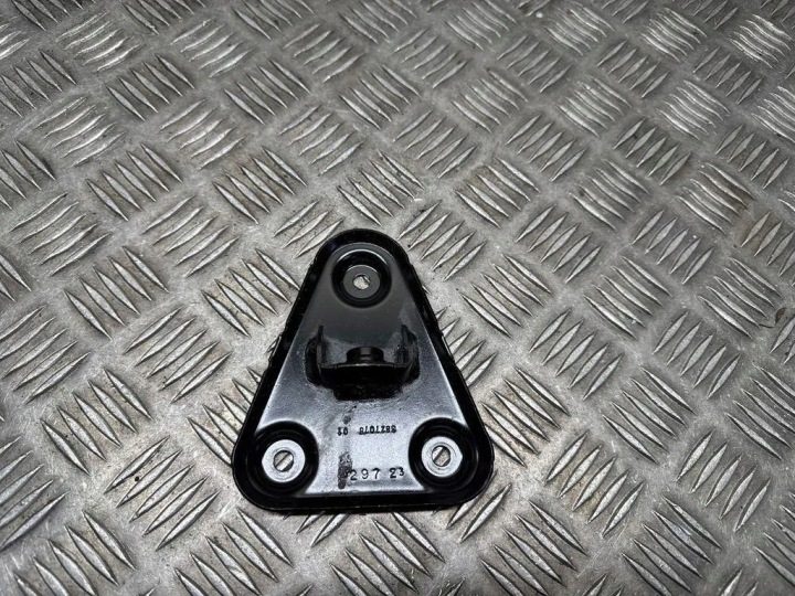 Кронштейн аккумулятора BMW X6 G06 G05 6827078 12 л.с., фото 2