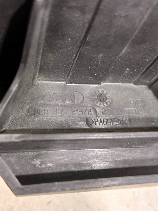 Крепление аккумулятора основание Audi A4 B6/B7 8E0 805 213 B, фото 2