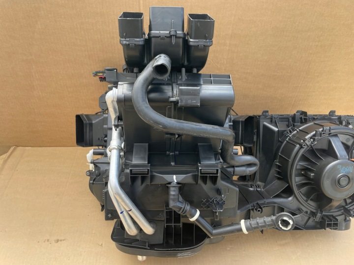 ОТОПИТЕЛЬ VW AUDI SKODA ОРИГИНАЛ КОМПЛ. ИДЕАЛ КАК НОВЫЙ 5Q1820002AF, фото 3