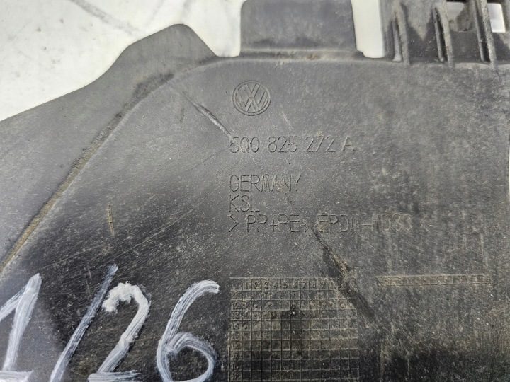Audi OE 5Q0825272A защита пола, фото 5