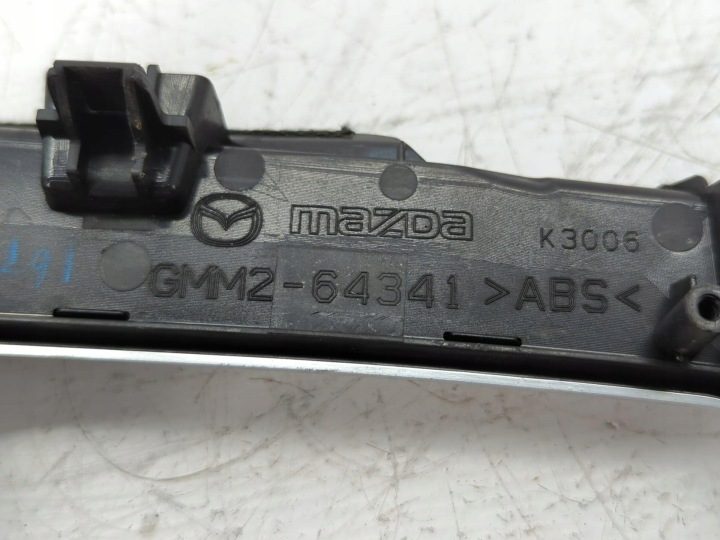 Рамка рычага переключения передач Mazda 6 3 2012 GMM2-64341, фото 9
