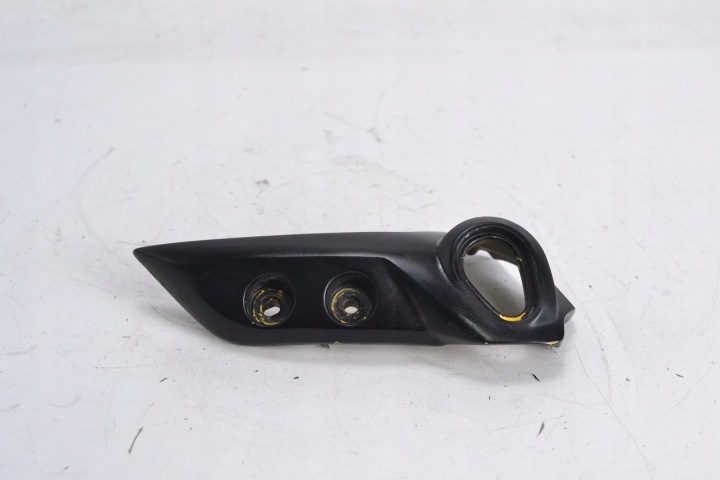 Вставка левая обтекатель YAMAHA FZ6 FAZER S2 07-10, фото 3