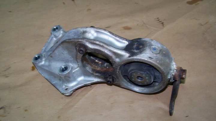 Peugeot 206 1.6 16V 04 г. опора полуоси, фото 3