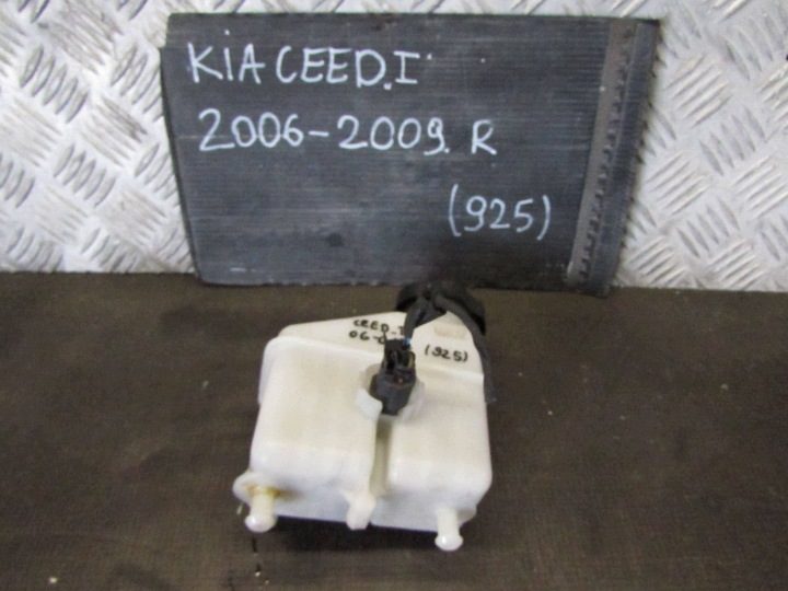 БАЧОК ТОРМОЗНОЙ ЖИДКОСТИ KIA CEED I РЕСТАЙЛИНГ 09-12r, фото 1