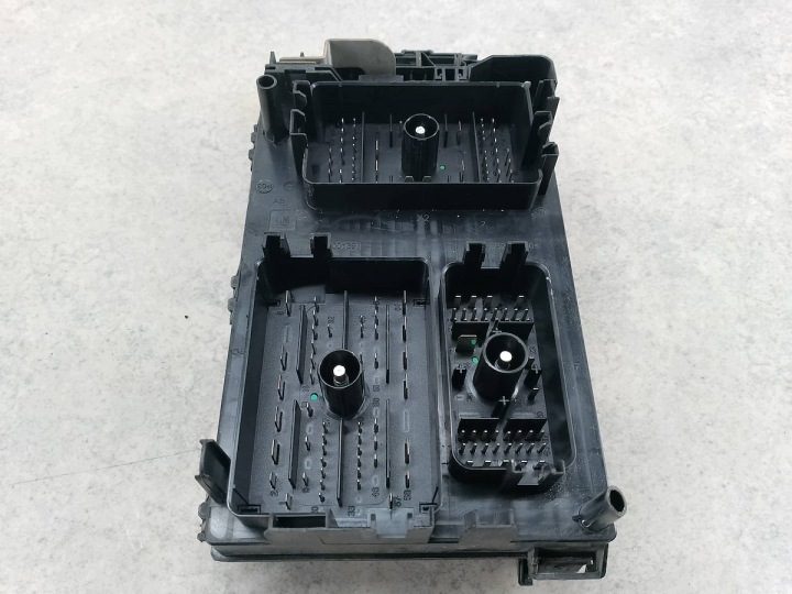 БЛОК ПРЕДОХРАНИТЕЛЕЙ НАРУЖНЫЙ OPEL ASTRA J C11000139 GM 2.0 CDTI, фото 3