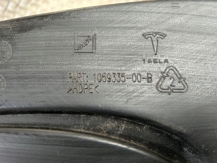 Tesla Model S 2017 Воздуховод кабины, фото 2