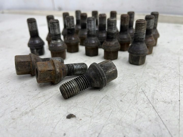 Болты для дисков alumiowych Opel Suzuki Fiat Punto M12x1,5 gwintu 22 мм. 20 шт., фото 3