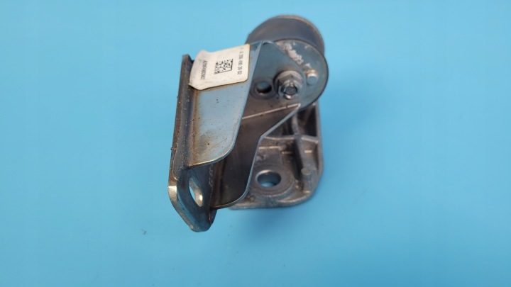 MERCEDES W206 C200 23 г. КРОНШТЕЙН A2064903902 A2064920800, фото 4