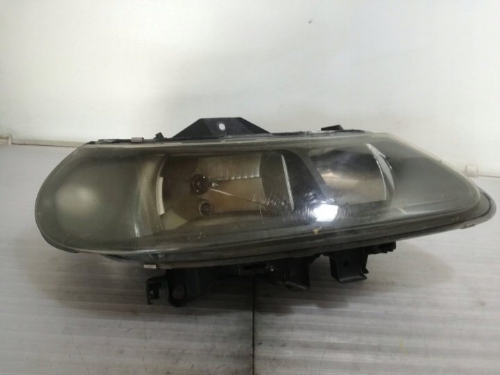 Фара правая передняя RENAULT LAGUNA I (B56_, 556_) 14942000 1.6L бензин, фото 1