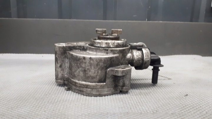 D156-1b Насос Вакуумный Ford Focus Mk2 04 г. 1.6tdci, фото 3