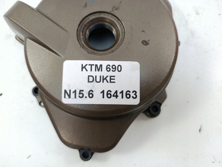 KTM Duke 690 крышка двигателя, фото 7