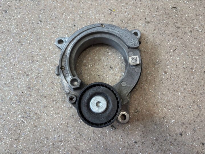Натяжитель ремня генератора BMW X3 G01 8579118, фото 1