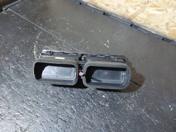 Дефлектор обдува средний BMW 5 E39 8361895 8363199 8370741, фото 4