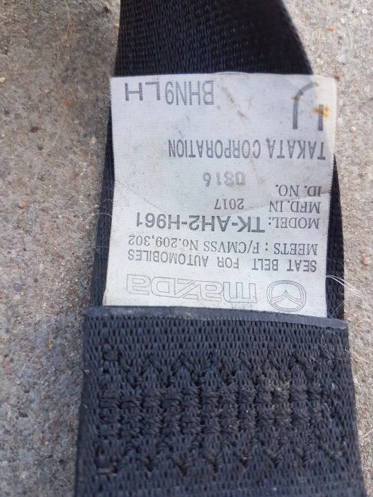Mazda 3 13-18 Преднатяжитель ремня Безопасности Левый США TK-AH2-H961, фото 2
