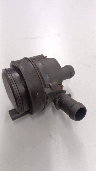 Дополнительная помпа Mercedes-Benz E C207 W207 A0005000686, фото 2