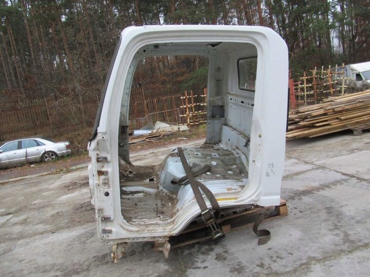 Isuzu N35 N75 NPR NQR Grafter 7-18 кабина Karoserja узкая крыша четверть 11 г., фото 3