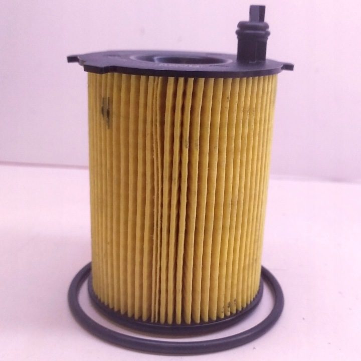 Фильтр масляный Mann-Filter HU 7033 z Berlingo Opel Combo Crossland Peugeot, фото 4