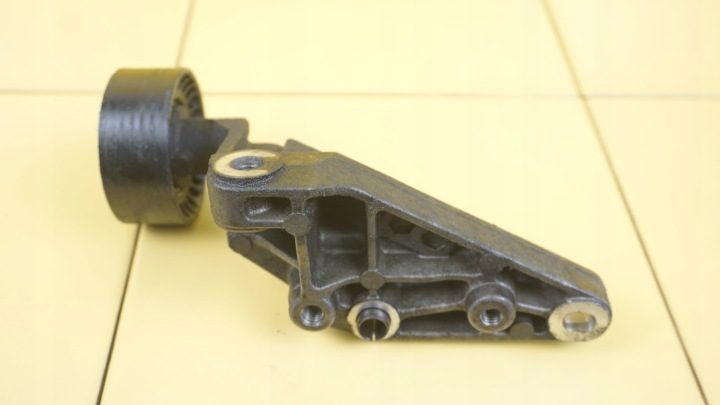 GALAXY MK3 2.0 ECOBOOST 203 л.с. 14 г. TNWA кронштейн генератора, фото 3