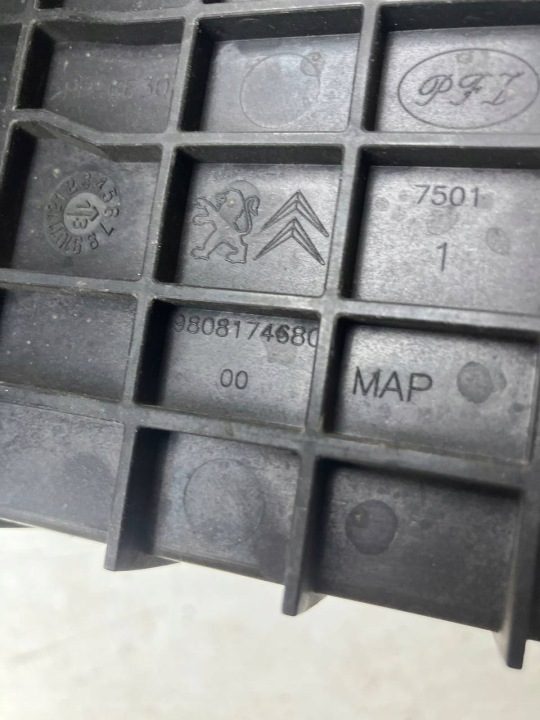 Крепление ЭБУ аккумулятора C4 Picasso II Peugeot 308 T9 9808174680 #28, фото 4