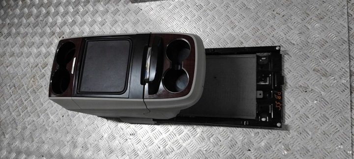 TOYOTA SIENNA ЦЕНТРАЛЬНЫЙ ТОННЕЛЬ ПОДЛОКОТНИК, фото 3