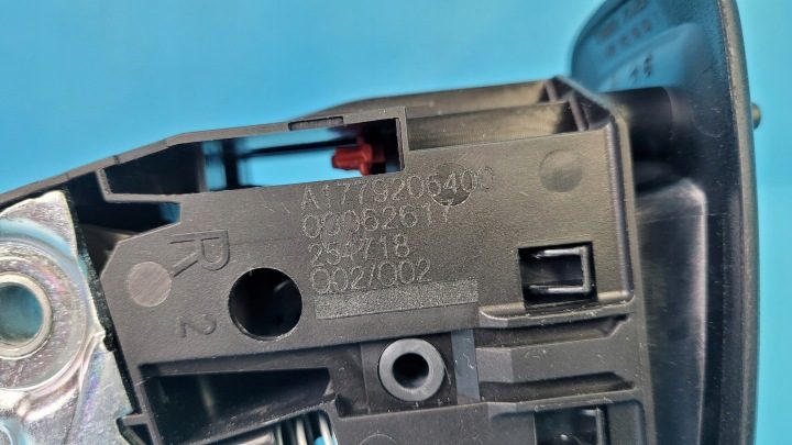 MERCEDES W177 A180 18 г. ЗАМОК ДИВАНА ПРАВЫЙ ЗАДНИЙ A1779205400, фото 3