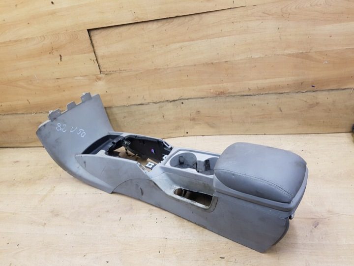 Подлокотник VOLVO V50 (MW) 8687408 2.0L дизель 100 кВт 2006, фото 1
