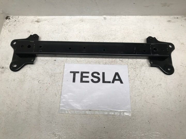 Tesla 3 рестайлинг распорка стаканов кронштейн балка ориг. 1075044-00-E 20-23, фото 1
