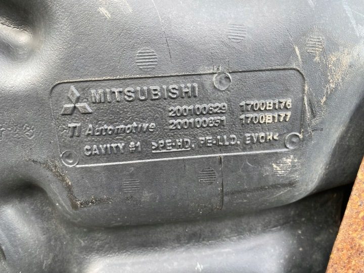 Mitsubishi Space Star II 1.0 труба горловины бензобака, фото 2