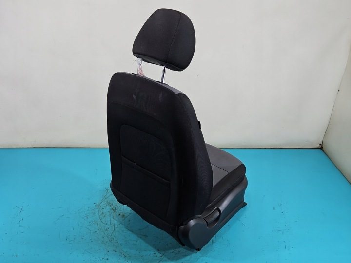 Сиденье правое переднее пассажира европа Hyundai I20 II 14-20 5D, фото 7