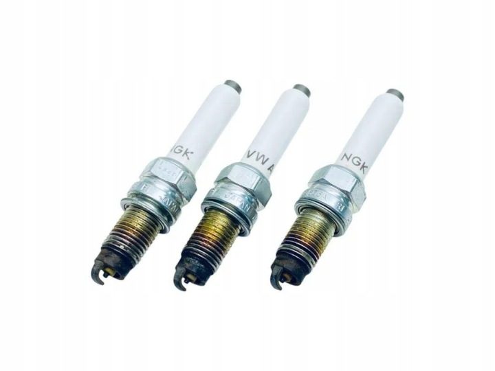 Свеча зажигания NGK ZKER6A-10EG оригинал VW 04C905606A TSI, фото 1