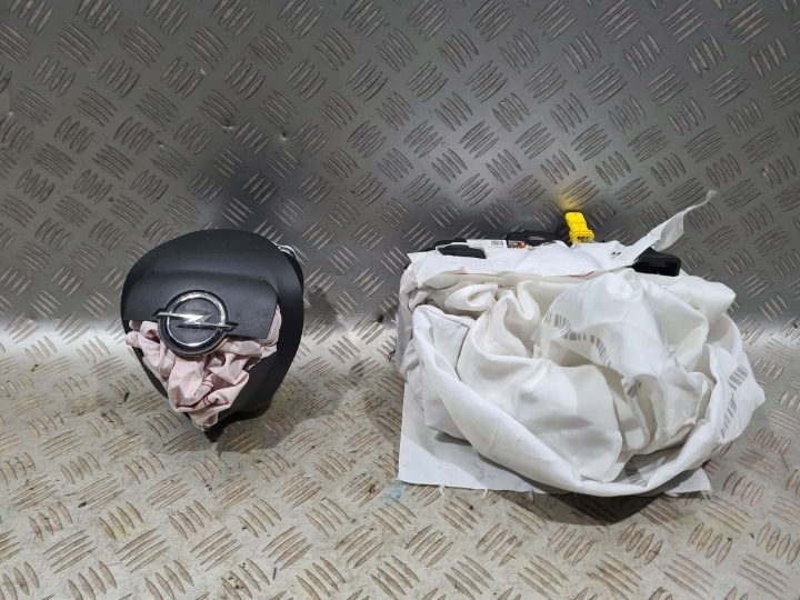 ПОДУШКА БЕЗОПАСНОСТИ AIRBAG ВОДИТЕЛЯ ПАССАЖИРА OPEL ASTRA K, фото 1