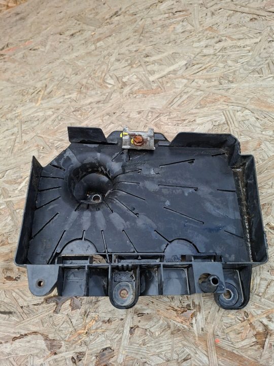 Площадка аккумулятора Skoda Fabia III Rapid 6C0915321D, фото 1