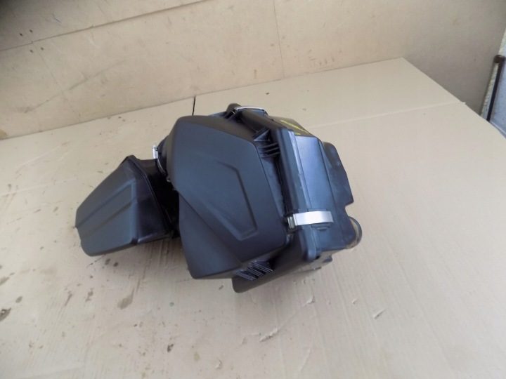 Корпус воздушного фильтра BMW G20 G21 G22 G23 13718580426 72423089 0rg., фото 2