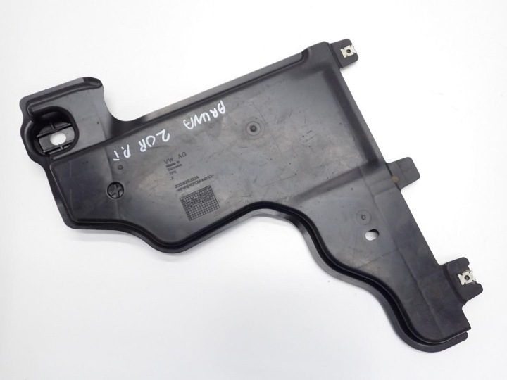 ЗАЩИТА ДНИЩА ПРАВАЯ ОРИГИНАЛ 2Q0825102A SEAT ARONA 20 г., фото 1