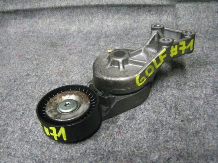 VW Golf IV ролик натяжитель ремня 038903315F 1,9, фото 1